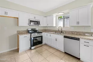 42823 Limeridge Dr, Lake Hughes, CA 93532 - Photo 9