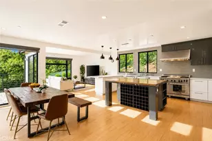 13082 Blairwood Dr, Studio City, CA 91604 - Photo 17