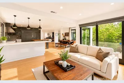 13082 Blairwood Drive, Studio City, CA 91604 - Photo 17