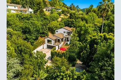 13082 Blairwood Drive, Studio City, CA 91604 - Photo 37