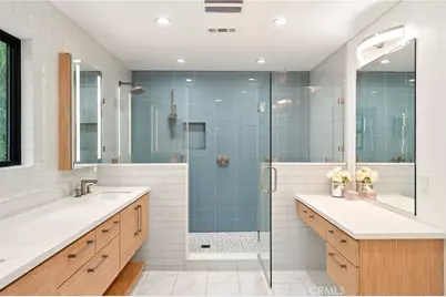 13082 Blairwood Drive, Studio City, CA 91604 - Photo 33