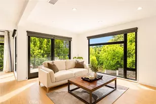 13082 Blairwood Dr, Studio City, CA 91604 - Photo 21
