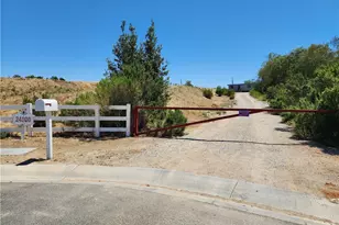24000 Hidden Ridge Rd, Hidden Hills, CA 91302 - Photo 1