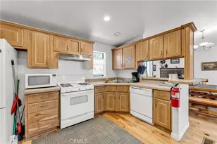 1124 W Country Club Blvd, Big Bear City, CA 92314 - Photo 11