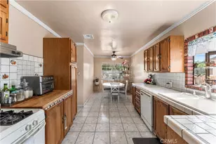 13007 Glenoaks Blvd, Sylmar, CA 91342 - Photo 5