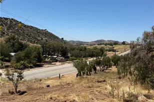 8709 Sierra Hwy, Agua Dulce, CA 91390 - Photo 17