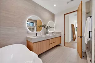 706 S Kenneth Rd, Burbank, CA 91501 - Photo 35