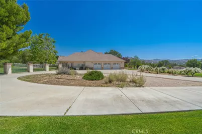 33202 Drill Road, Agua Dulce, CA 91390 - Photo 13