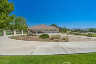 33202 Drill Rd, Agua Dulce, CA 91390 - Photo 13