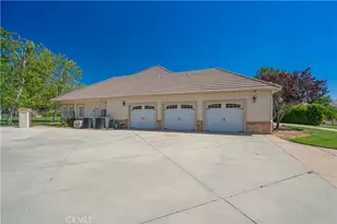 33202 Drill Rd, Agua Dulce, CA 91390 - Photo 15