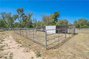 33202 Drill Rd, Agua Dulce, CA 91390 - Photo 39