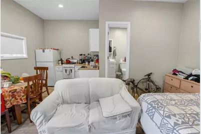 19335 Roscoe Boulevard, Northridge, CA 91324 - Photo 37