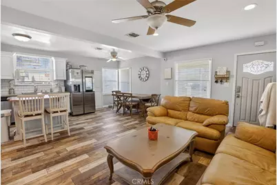 19335 Roscoe Boulevard, Northridge, CA 91324 - Photo 5