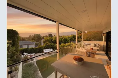 13817 Valley Vista Blvd, Sherman Oaks, CA 91423 - Photo 15