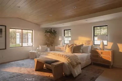 13817 Valley Vista Blvd, Sherman Oaks, CA 91423 - Photo 17