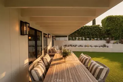 13817 Valley Vista Blvd, Sherman Oaks, CA 91423 - Photo 35