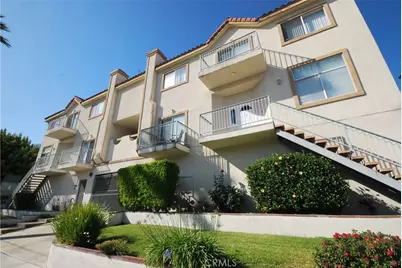 2345 Montrose Avenue #2, Montrose, CA 91020 - Photo 3