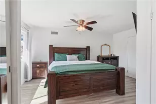 27621 Cherry Creek Dr, Valencia, CA 91354 - Photo 15