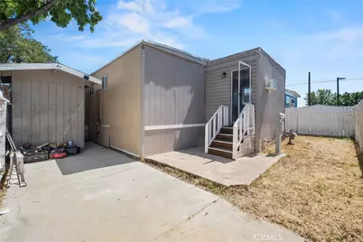 3157 E Ave I #B2, Lancaster, CA 93535 - Photo 5