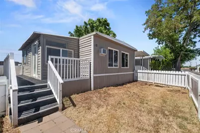 3157 E Ave I #B2, Lancaster, CA 93535 - Photo 3