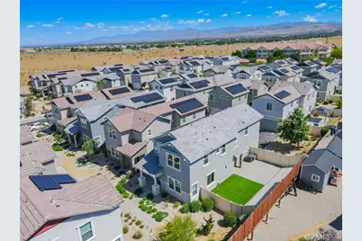 279 Galveston Lane, Palmdale, CA 93551 - Photo 21