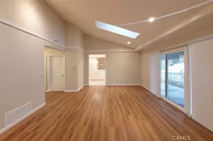 22201 Schoolcraft, Canoga Park, CA 91303 - Photo 17