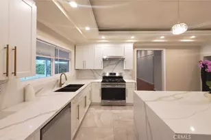 22201 Schoolcraft, Canoga Park, CA 91303 - Photo 23