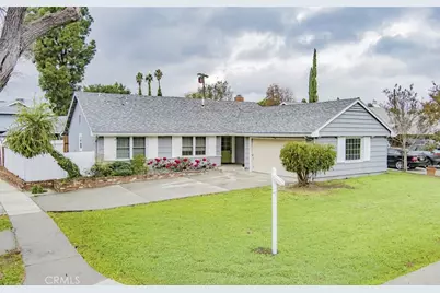 22201 Schoolcraft, Canoga Park, CA 91303 - Photo 3