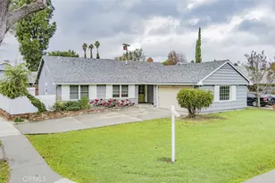 22201 Schoolcraft, Canoga Park, CA 91303 - Photo 3
