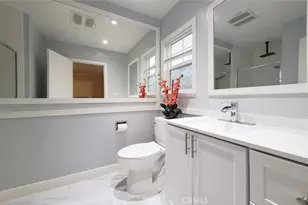 22201 Schoolcraft, Canoga Park, CA 91303 - Photo 11