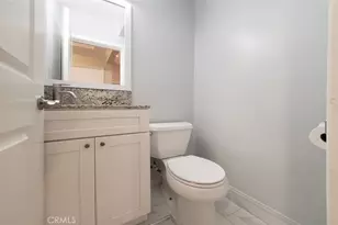 22201 Schoolcraft, Canoga Park, CA 91303 - Photo 25