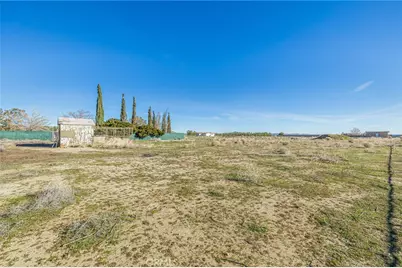 7930 Elder, Rosamond, CA 93560 - Photo 31