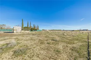 7930 Elder, Rosamond, CA 93560 - Photo 31