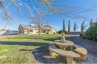 7930 Elder, Rosamond, CA 93560 - Photo 27