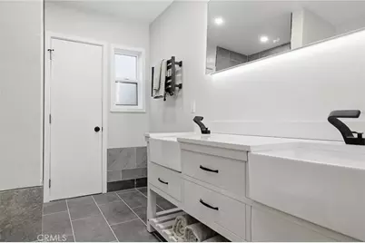 16025 Calahan St, North Hills, CA 91343 - Photo 27