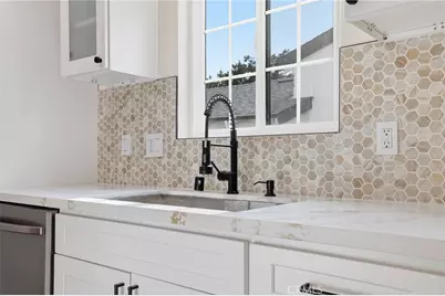 16025 Calahan St, North Hills, CA 91343 - Photo 9