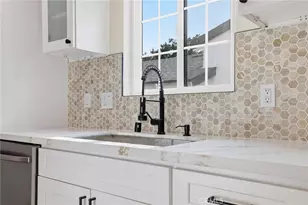 16025 Calahan St, North Hills, CA 91343 - Photo 9