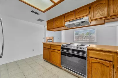 7343 Bay Avenue, California City, CA 93505 - Photo 13