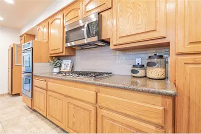 23247 Arminta St, West Hills, CA 91304 - Photo 27