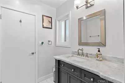 4479 Azalia Drive, Tarzana, CA 91356 - Photo 15