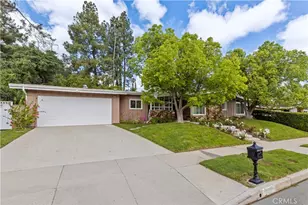 4479 Azalia Dr, Tarzana, CA 91356 - Photo 25