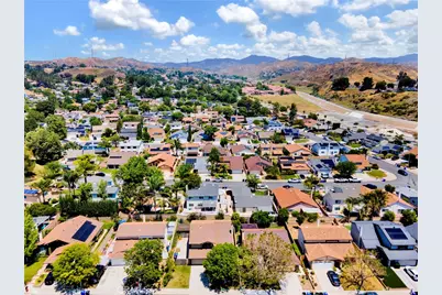 21631 Grovepark, Saugus, CA 91350 - Photo 37