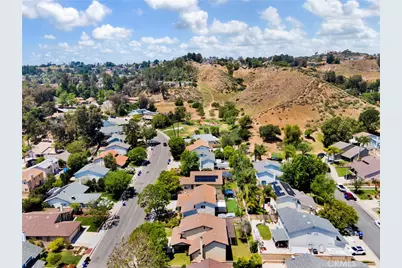 21631 Grovepark, Saugus, CA 91350 - Photo 39