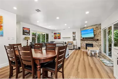 18937 Sylvan Street, Tarzana, CA 91335 - Photo 13