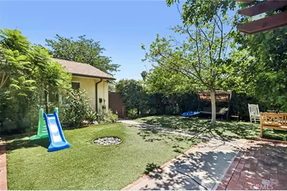 18937 Sylvan Street, Tarzana, CA 91335 - Photo 5