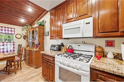 19120 Avenue Of The Oaks #A, Newhall, CA 91321 - Photo 19