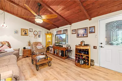 19120 Avenue Of The Oaks #A, Newhall, CA 91321 - Photo 9