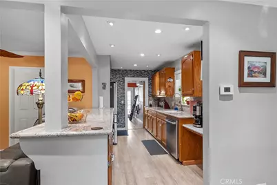 10739 Helendale, Tujunga, CA 91042 - Photo 11
