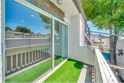 18620 Hatteras Street #247, Tarzana, CA 91356 - Photo 23