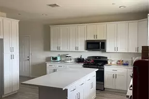 7800 Bay Ave, California City, CA 93505 - Photo 3